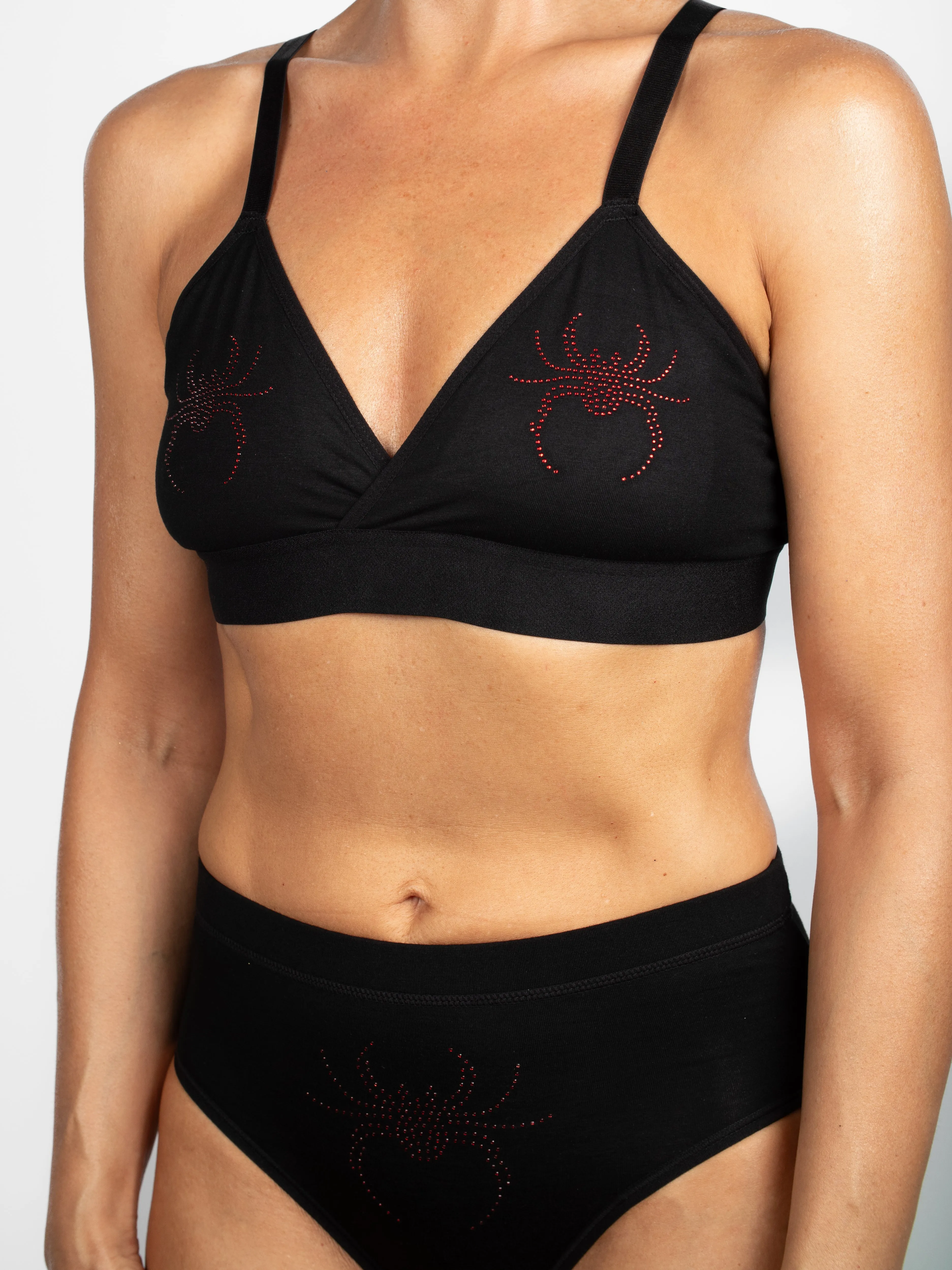 BeChill™ Black Widow Wrap Bra