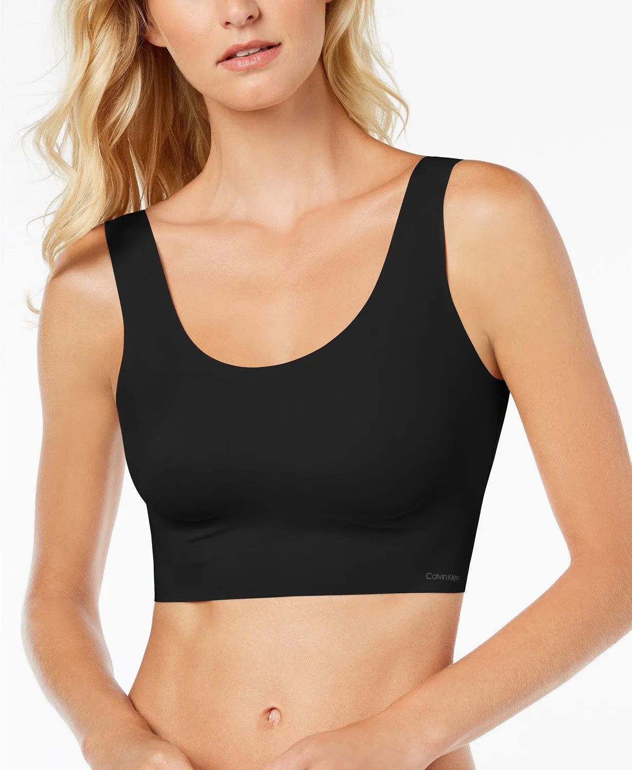 SCOOP NECK Invisibles Comfort Lightly Lined Bralette in Black