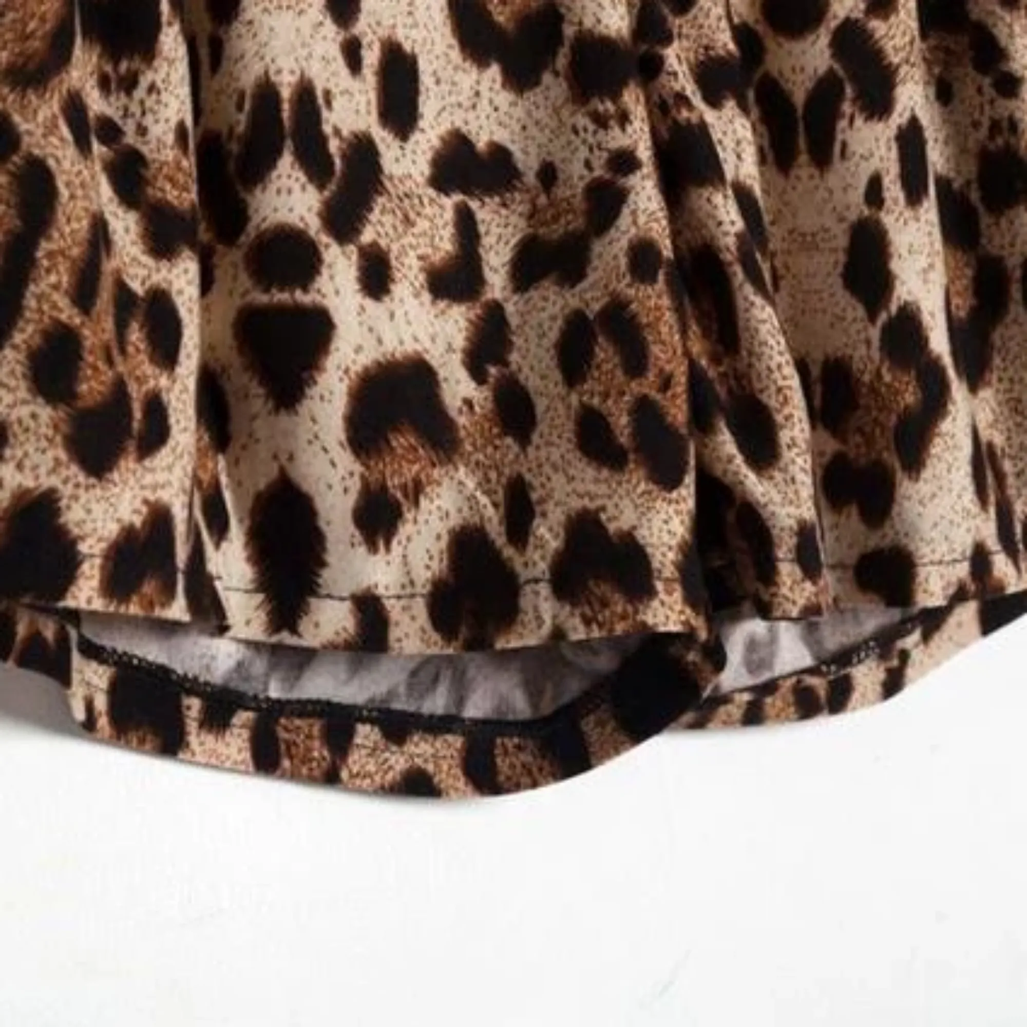 Women's Spring/Summer Casual High-Waist Leopard Loose Shorts